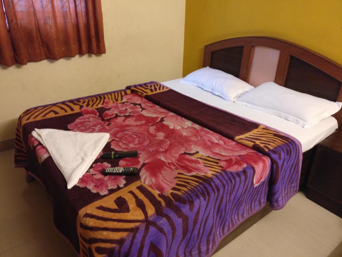 Hotel Skyland Bangalore Exterior photo