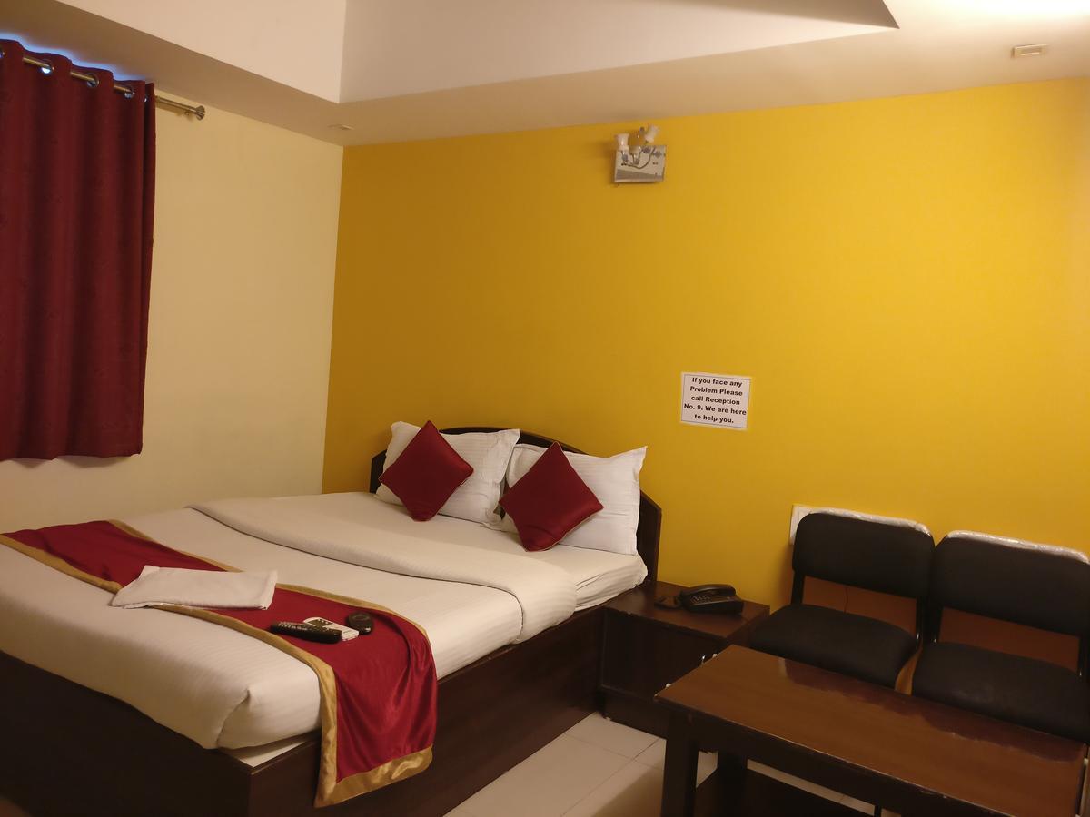Hotel Skyland Bangalore Exterior photo